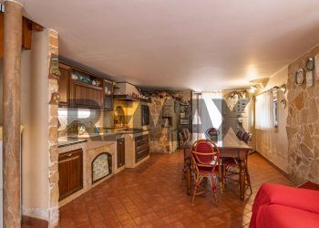 Cucina - Villa Via Giacomo Matteotti
 
6, Zafferana Etnea - foto 5