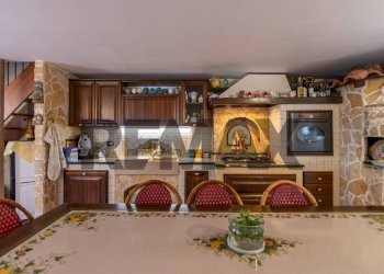 Cucina - Villa Via Giacomo Matteotti
 
6, Zafferana Etnea - foto 6