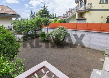 Terrazza - Villa Via Giacomo Matteotti
 
6, Zafferana Etnea - foto 11
