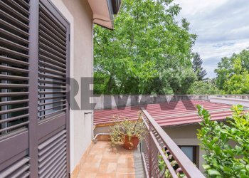 Balcone - Villa Via Giacomo Matteotti
 
6, Zafferana Etnea - foto 12