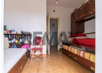 Camera / camera da letto - Villa Via Giacomo Matteotti
 
6, Zafferana Etnea - foto 17