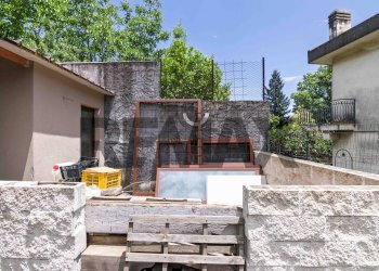 Casa all\'aperto - Villa Via Giacomo Matteotti
 
6, Zafferana Etnea - foto 30
