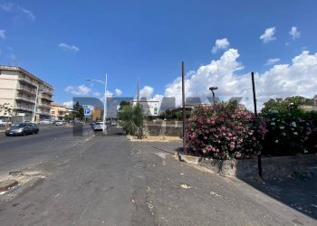 Edificio all\'aperto - Negozio Corso Indipendenza
 
254, Catania - foto 16