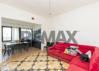 Sala da pranzo - Casa indipendente Via Favignana
 
33, Catania - foto 15