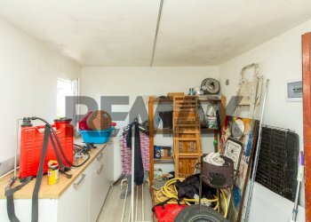 Dispensa di stoccaggio - Casa indipendente Via Favignana
 
33, Catania - foto 27