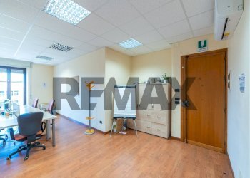 Ufficio - Office Via Vittorio Emanuele Da Bormida
45, Catania - photo 3