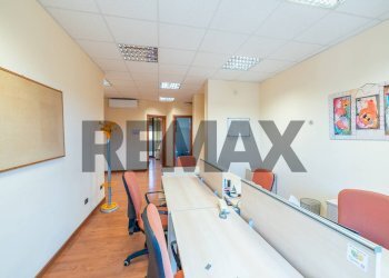 Ufficio - Office Via Vittorio Emanuele Da Bormida
45, Catania - photo 6