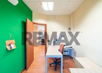 Ufficio - Office Via Vittorio Emanuele Da Bormida
45, Catania - photo 11