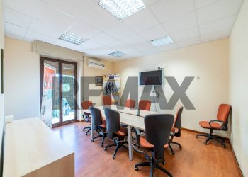 Ufficio - Office Via Vittorio Emanuele Da Bormida
45, Catania - photo 14