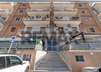 Edificio all\'aperto - Office Via Vittorio Emanuele Da Bormida
45, Catania - photo 23