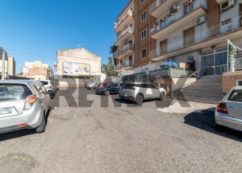 Edificio all\'aperto - Office Via Vittorio Emanuele Da Bormida
45, Catania - photo 25