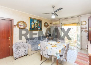 Sala da pranzo - Quadrilocale Viale Bummacaro
 
16, Catania - foto 2