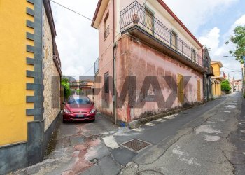 Edificio all\'aperto - Independent house Via Collegio
 
34, Pedara - photo 25