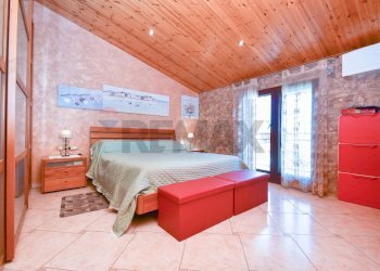 Camera / camera da letto - Quadrilocale Via della Madonnina
 
15, Misterbianco - foto 8