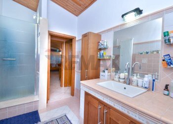 Bagno - Quadrilocale Via della Madonnina
 
15, Misterbianco - foto 19
