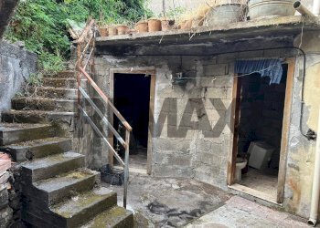 Scale - Semi-detached house Via San Giuseppe
 
38, Belpasso - photo 17