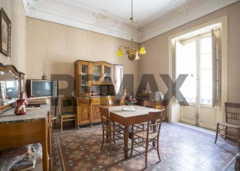Sala da pranzo - Casa indipendente Via Vittorio Emanuele
 
228/A, Biancavilla - foto 10