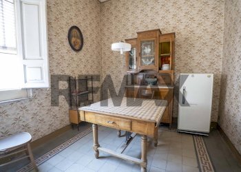 Sala da pranzo - Casa indipendente Via Vittorio Emanuele
 
228/A, Biancavilla - foto 18