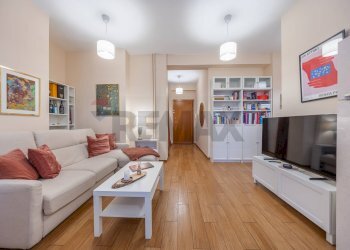 Soggiorno - Two-room apartment Via Dei Campi Flegrei
61, Roma - photo 10
