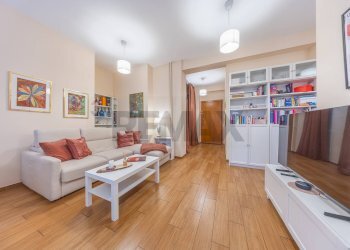 Soggiorno - Two-room apartment Via Dei Campi Flegrei
61, Roma - photo 11