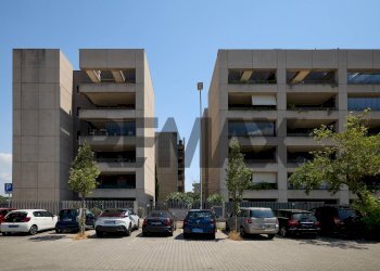 Edificio all\'aperto - Two-room apartment Via Ernesto Calindri
3, Roma - photo 4