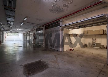 Parcheggio - Two-room apartment Via Ernesto Calindri
3, Roma - photo 34