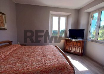 Camera / camera da letto - Independent house STRADA MONTAPPONESE
 
4, Falerone - photo 5