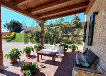 Terrazza - Independent house STRADA MONTAPPONESE
 
4, Falerone - photo 26