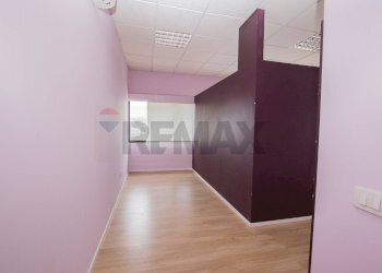 Hall / corridoio - Commercial Premises Via della Valtiera
 
229, Perugia - photo 6