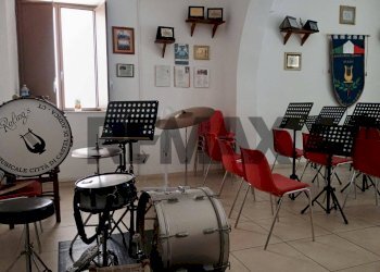 Sala da pranzo - Independent house Via Giuseppe Garibaldi
 
30, Castel di Iudica - photo 4