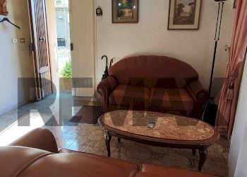 Soggiorno - Apartment VIA PAOLO MAURA
 
33-37, Mineo - photo 10