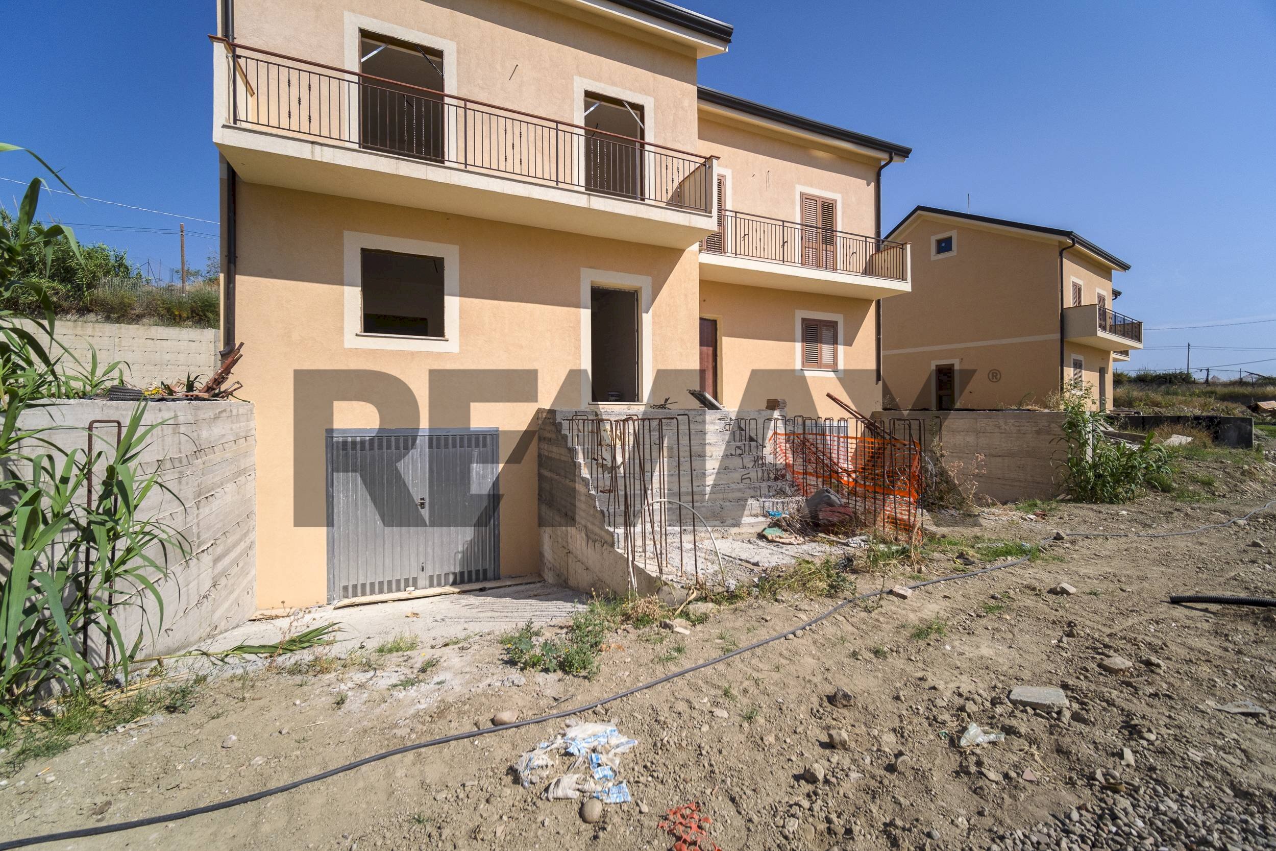 Casa all\'aperto - Semi-detached house C/da Petrazza
 
5, Messina - photo 1