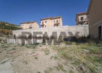 Giardino - Semi-detached house C/da Petrazza
 
5, Messina - photo 20