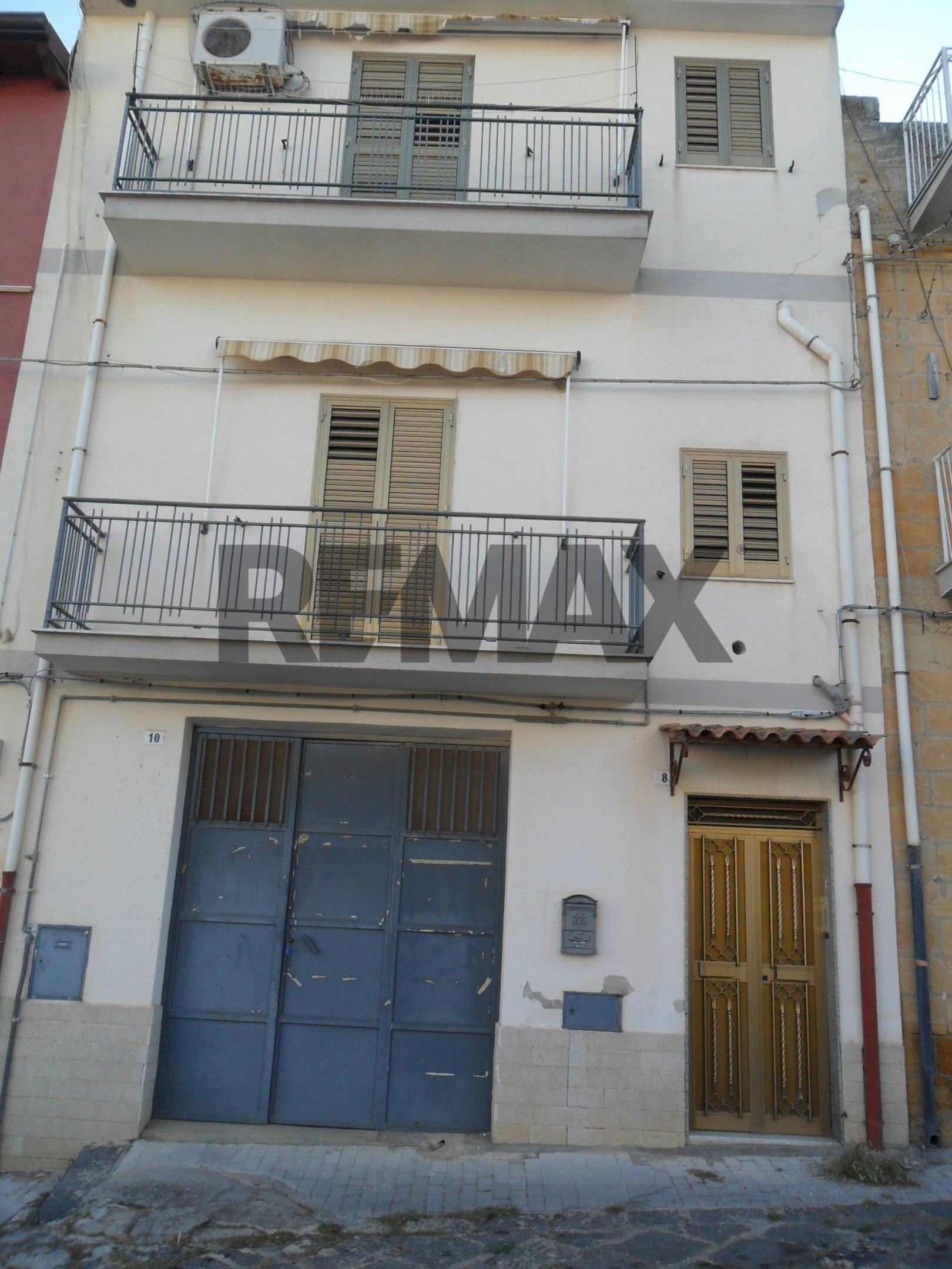 Edificio all\'aperto - Independent house Via Sicilia
 
8-10, Pietraperzia - photo 1