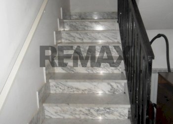 Scale - Independent house Via Sicilia
 
8-10, Pietraperzia - photo 9