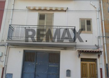 Edificio all\'aperto - Independent house Via Sicilia
 
8-10, Pietraperzia - photo 32