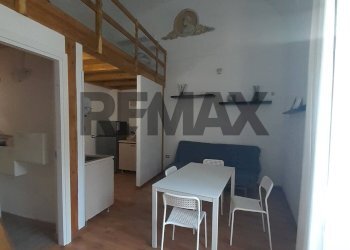 Sala da pranzo - Appartamento Via Ruggero Leoncavallo
 
36, Catania - foto 4