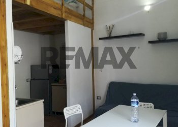 Sala da pranzo - Appartamento Via Ruggero Leoncavallo
 
36, Catania - foto 9