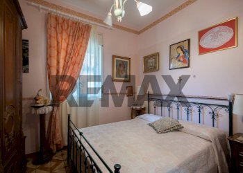Camera / camera da letto - Villa Via Danubio
 
12, Catania - foto 18