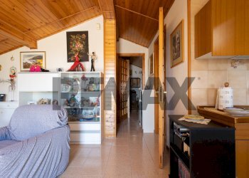 Soggiorno - Villa Via Danubio
 
12, Catania - foto 35