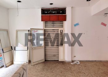 Stanza vuota - Commercial Premises Via Andrea Costa
1-1A, Misterbianco - photo 5