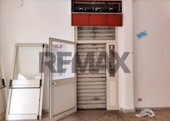 Dettagli - Commercial Premises Via Andrea Costa
1-1A, Misterbianco - photo 10