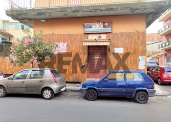 Edificio all\'aperto - Commercial Premises Via Andrea Costa
1-1A, Misterbianco - photo 17