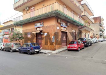 Edificio all\'aperto - Commercial Premises Via Andrea Costa
1-1A, Misterbianco - photo 18
