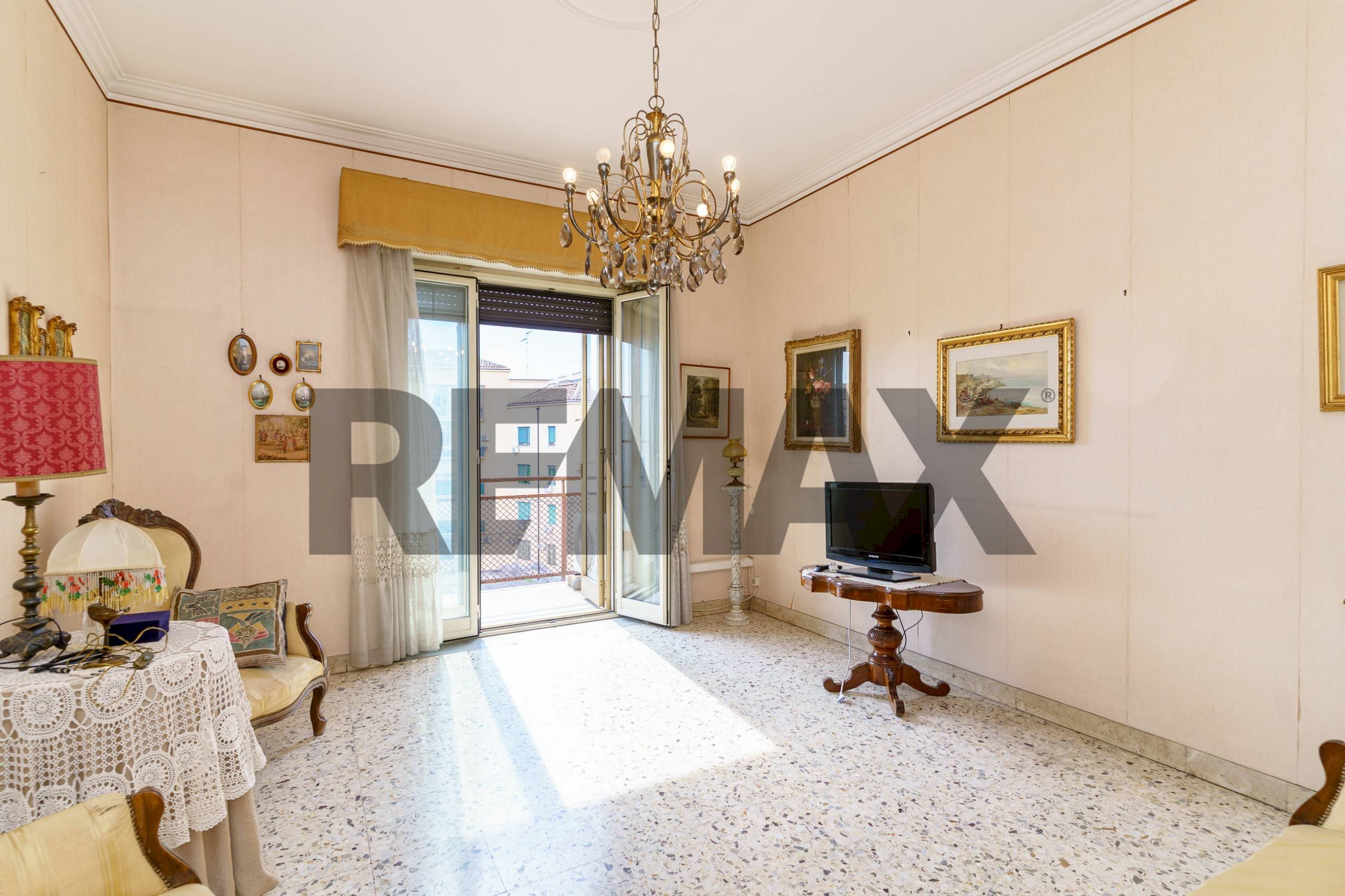 Soggiorno - Trilocale Via Vincenzo Giuffrida
182, Catania - foto 2