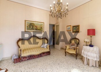 Soggiorno - Trilocale Via Vincenzo Giuffrida
 
182, Catania - foto 4