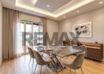 Sala da pranzo - Trilocale Via Vincenzo Giuffrida
 
182, Catania - foto 17