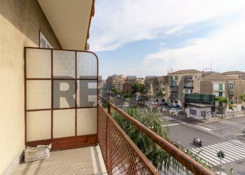Balcone - Trilocale Via Vincenzo Giuffrida
 
182, Catania - foto 29