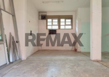 Stanza vuota - Commercial Premises Via Andrea Costa
3A-3B, Misterbianco - photo 1