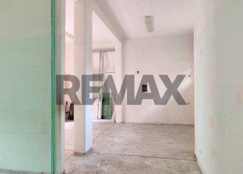 Stanza vuota - Commercial Premises Via Andrea Costa
3A-3B, Misterbianco - photo 3